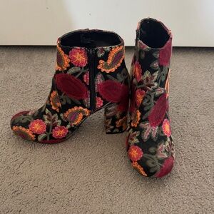 MIA Black Embroidered Floral Block Heel Ankle Boots